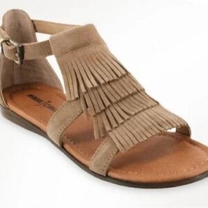 Minnetonka Womens SZ 10 suede dusty brown Fringe Sandals